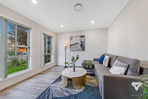 KozyGuru / Austral / 5Bed House / NAU015, Horningsea Park